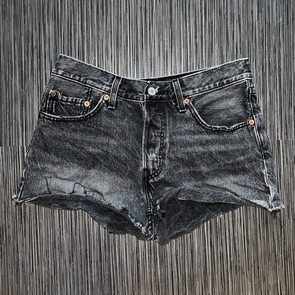 501 Levi Cut-Off Denim Shorts | Black | Size 27